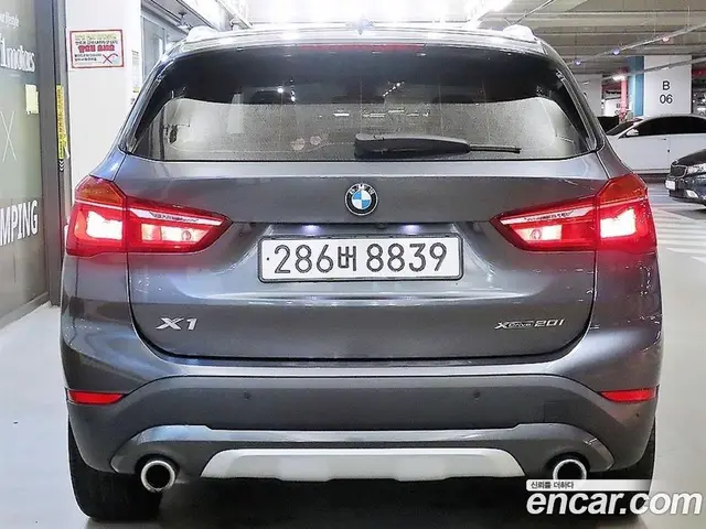 BMW X1 2022 2.0 автомат (гидро), миниатюра 4