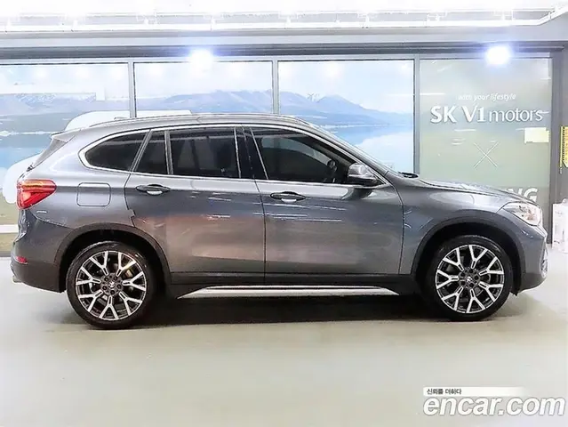 BMW X1 2022 2.0 автомат (гидро), миниатюра 5