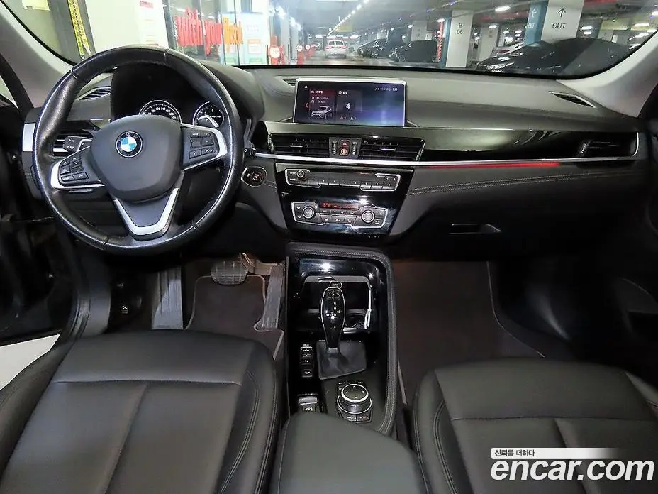 BMW X1 2022 2.0 автомат (гидро), фото 10