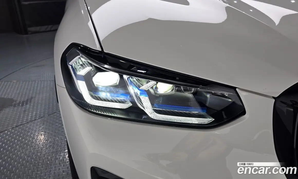 BMW X3M 2023 3.0 автомат (гидро), фото 8