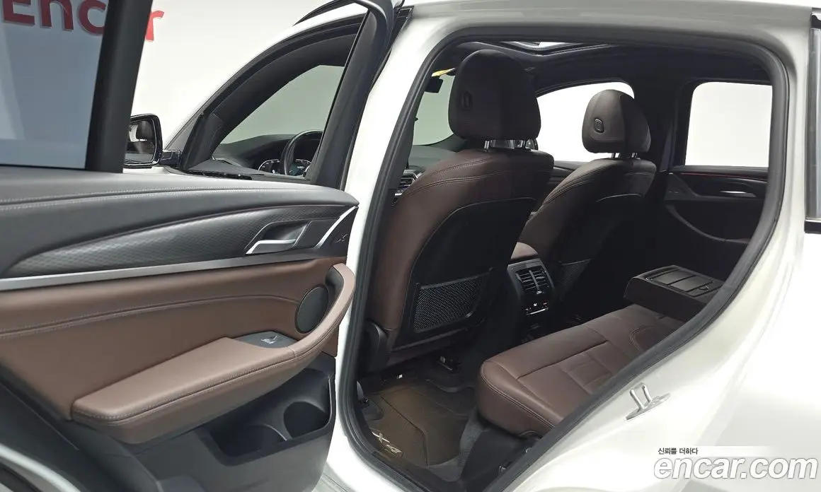 BMW X4 2023 2.0 автомат (гидро), фото 16