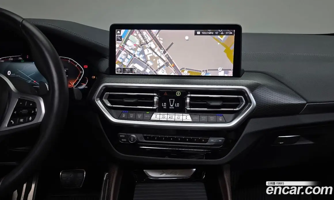 BMW X4 2023 2.0 автомат (гидро), фото 20