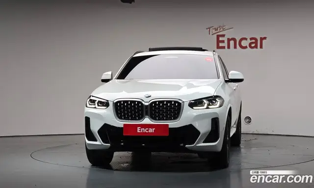 BMW X4 2023 2.0 автомат (гидро), миниатюра 3