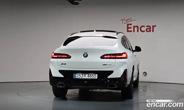 BMW X4 2023 2.0 автомат (гидро), миниатюра 4