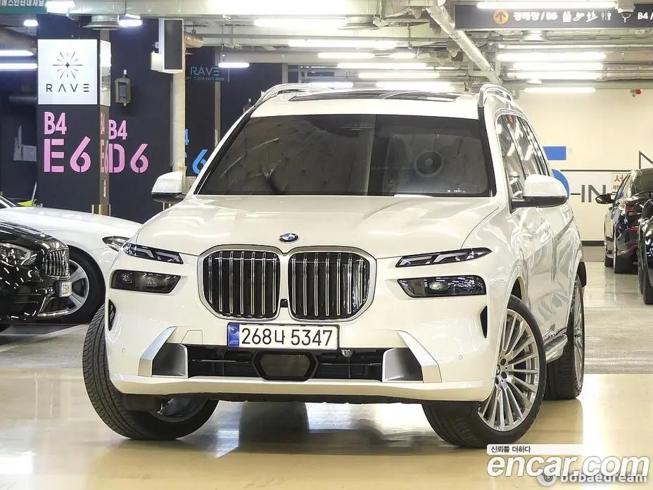 BMW X7 2023 3.0 автомат (гидро), фото 1 BMW X7 2023 3.0 автомат (гидро), фото 1