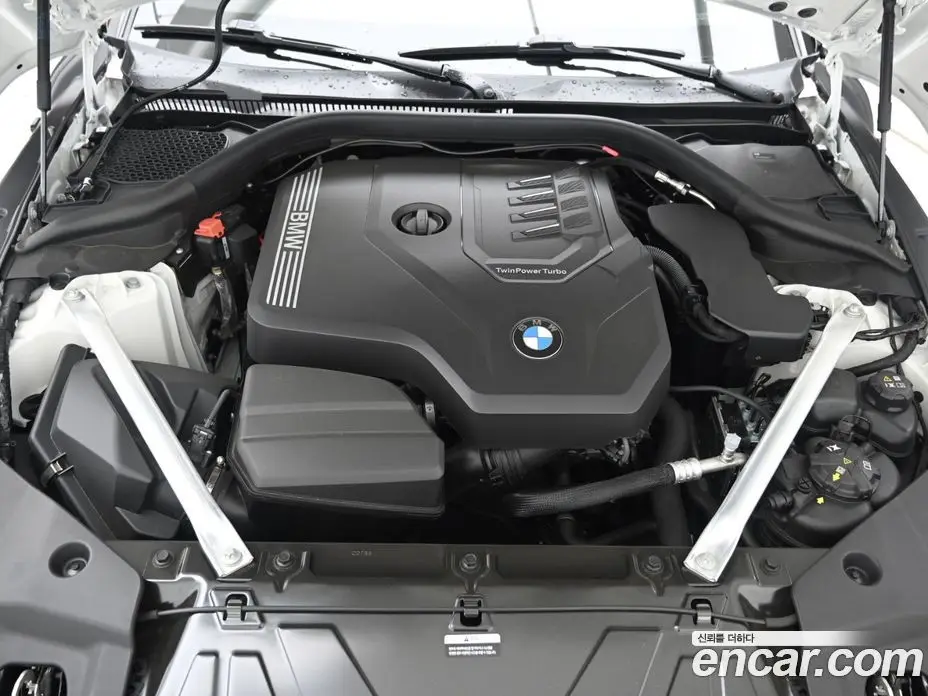 BMW Z4 2025 2.0 автомат (гидро), фото 6