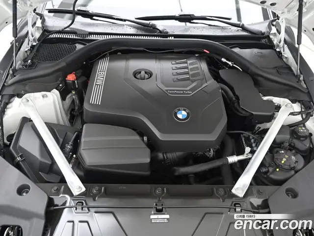 BMW Z4 2025 2.0 автомат (гидро), миниатюра 6
