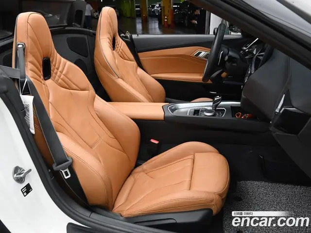 BMW Z4 2025 2.0 автомат (гидро), миниатюра 10