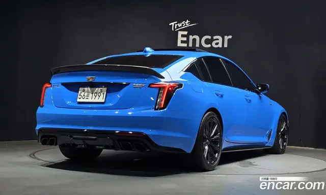 Cadillac CT5-V 2023 6.2 автомат (гидро), миниатюра 2