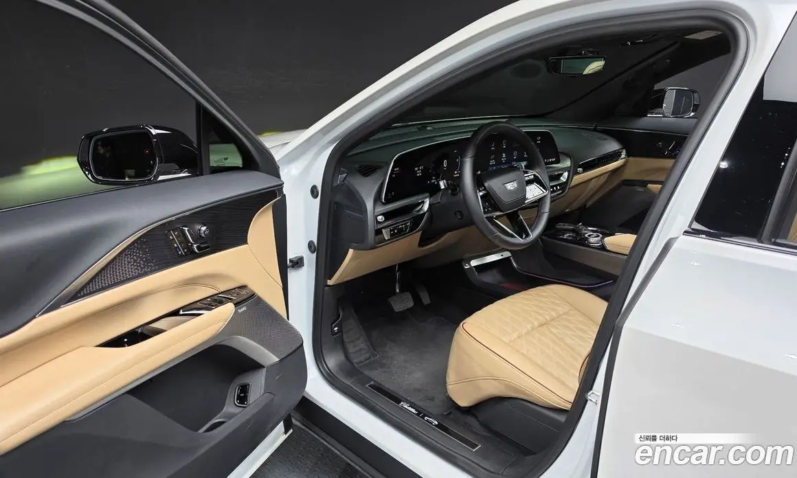 Cadillac Lyriq 2024 0.3 автомат (гидро), фото 13
