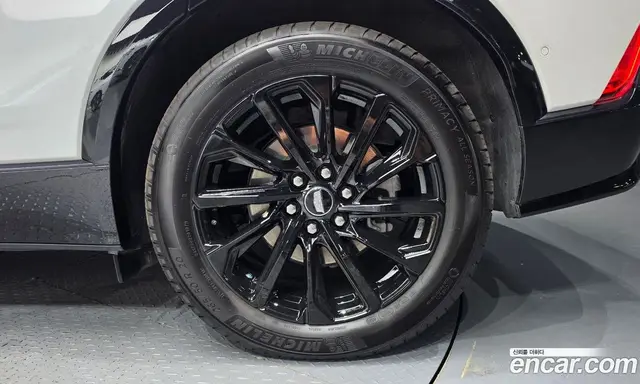 Cadillac Lyriq 2024 0.3 автомат (гидро), миниатюра 7