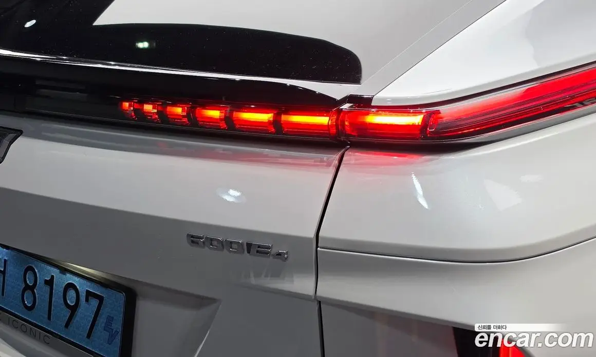 Cadillac Lyriq 2024 0.3 автомат (гидро), фото 9