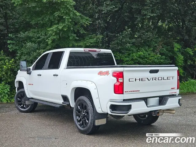 Chevrolet Silverado 2021 6.6 автомат (гидро), миниатюра 2
