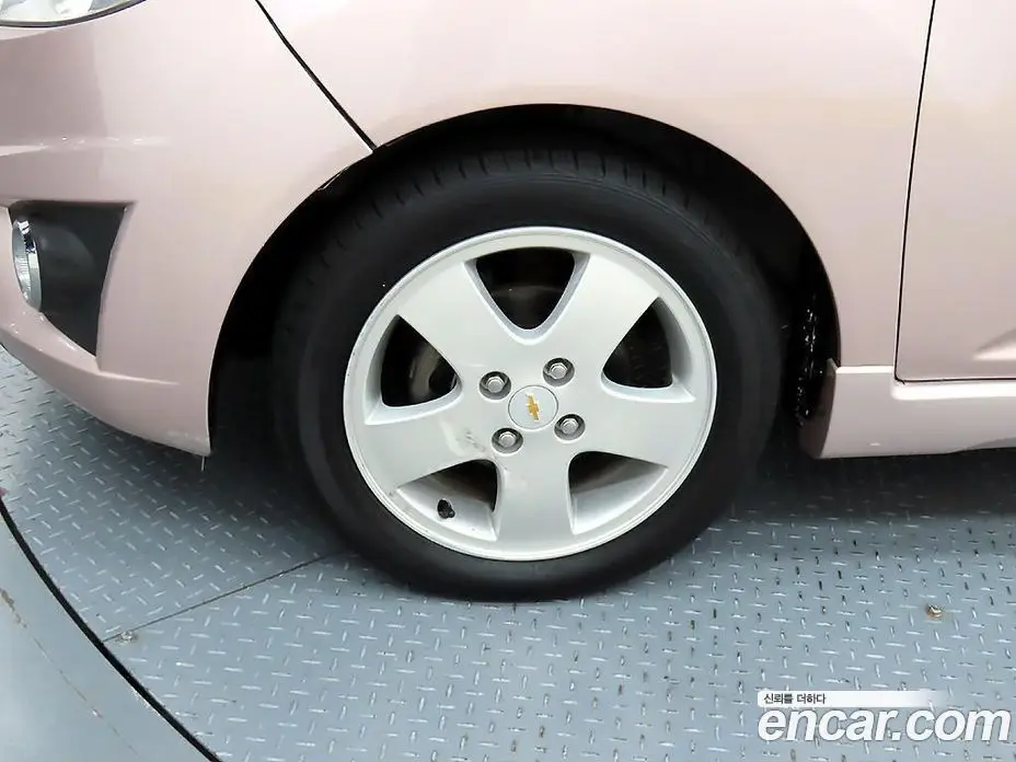 Chevrolet Spark 2012 1.0 автомат (гидро), фото 20