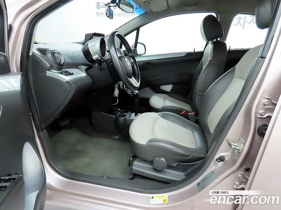 Chevrolet Spark 2012 1.0 автомат (гидро), фото 5