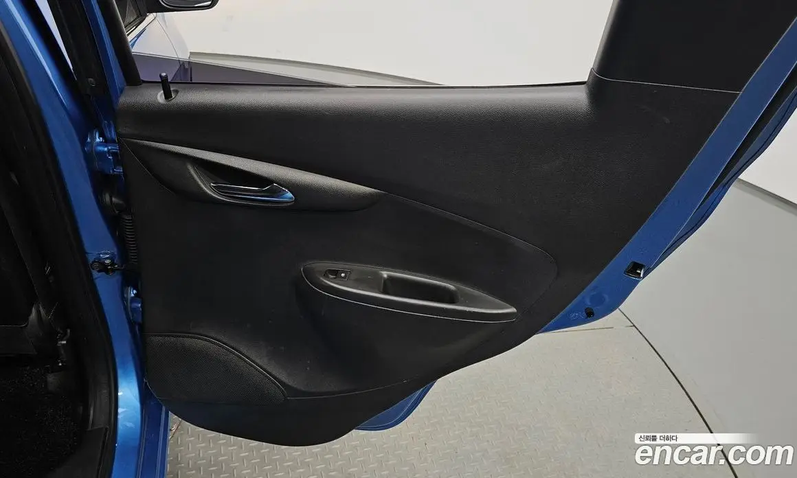 Chevrolet Spark 2017 1.0 автомат (гидро), фото 14