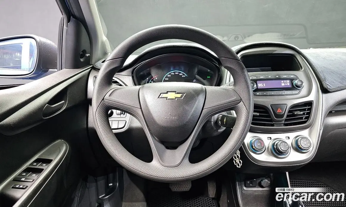Chevrolet Spark 2018 1.0 автомат (гидро), фото 12