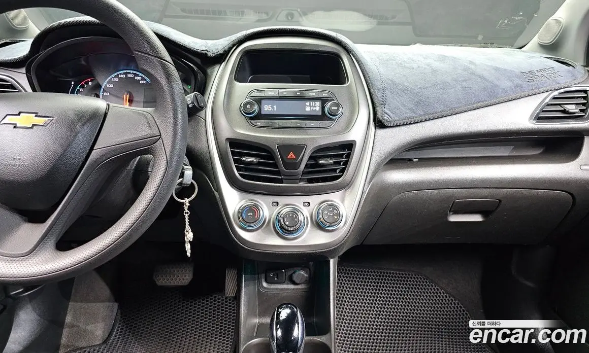 Chevrolet Spark 2018 1.0 автомат (гидро), фото 13