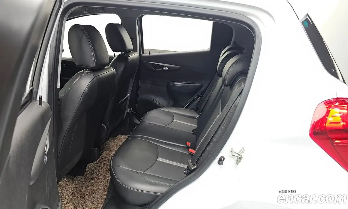 Chevrolet Spark 2019 1.0 автомат (гидро), фото 18