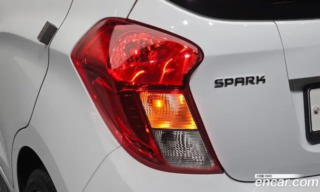 Chevrolet Spark 2019 1.0 автомат (гидро), миниатюра 9
