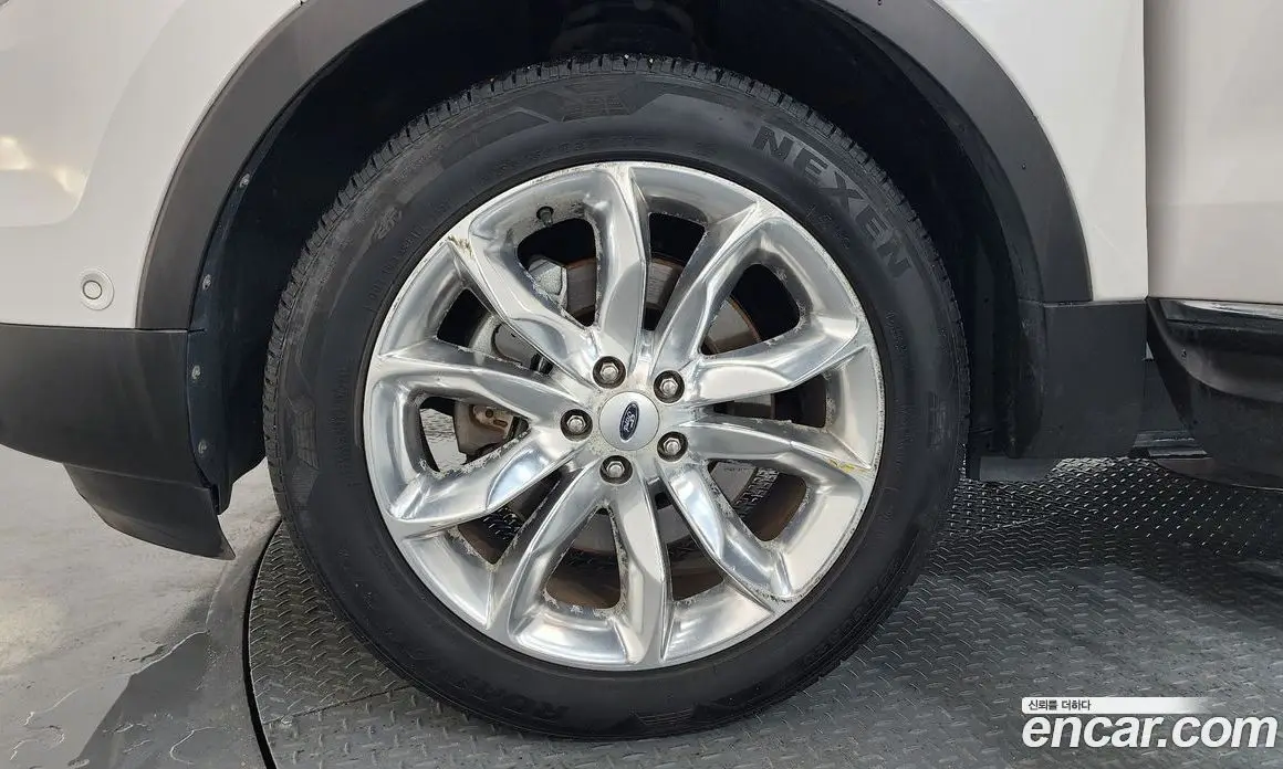 Ford Explorer 2014 3.5 автомат (гидро), фото 5