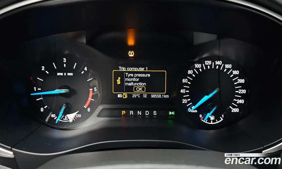 Ford Mondeo 2016 2.0 автомат (гидро), фото 8