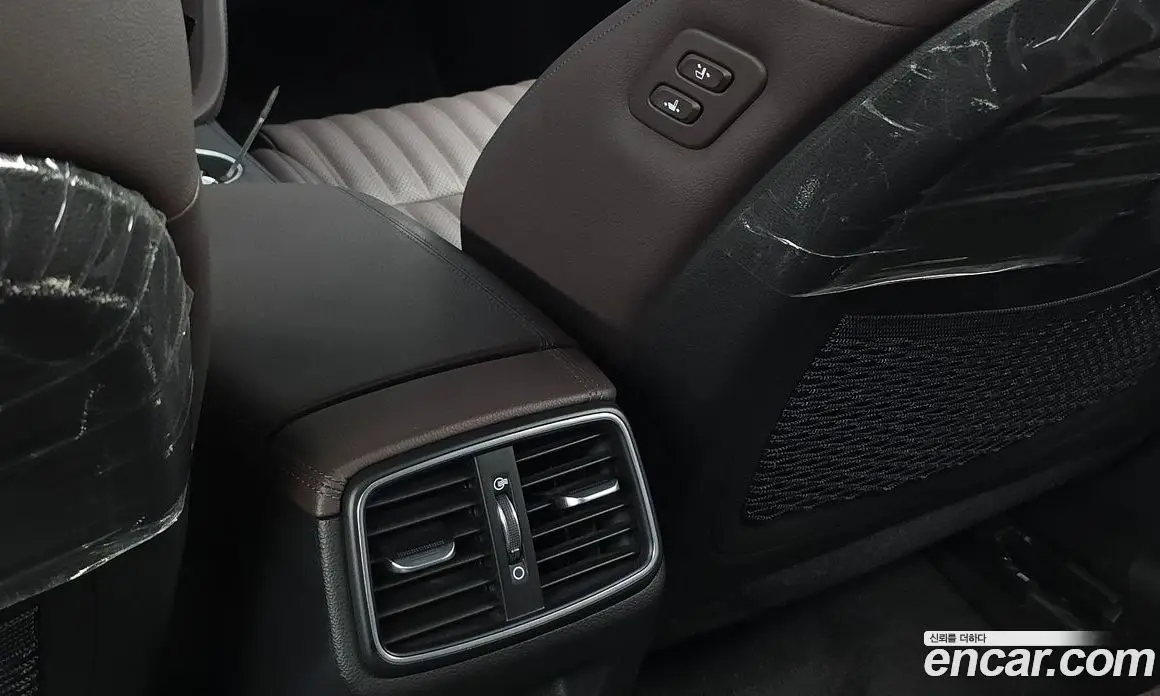 Genesis G70 2023 2.0 автомат (гидро), фото 18