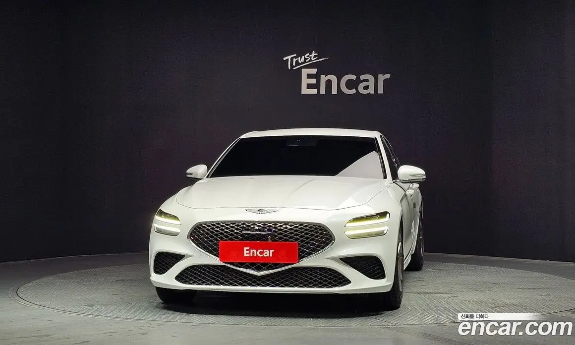 Genesis G70 2023 2.0 автомат (гидро), фото 3