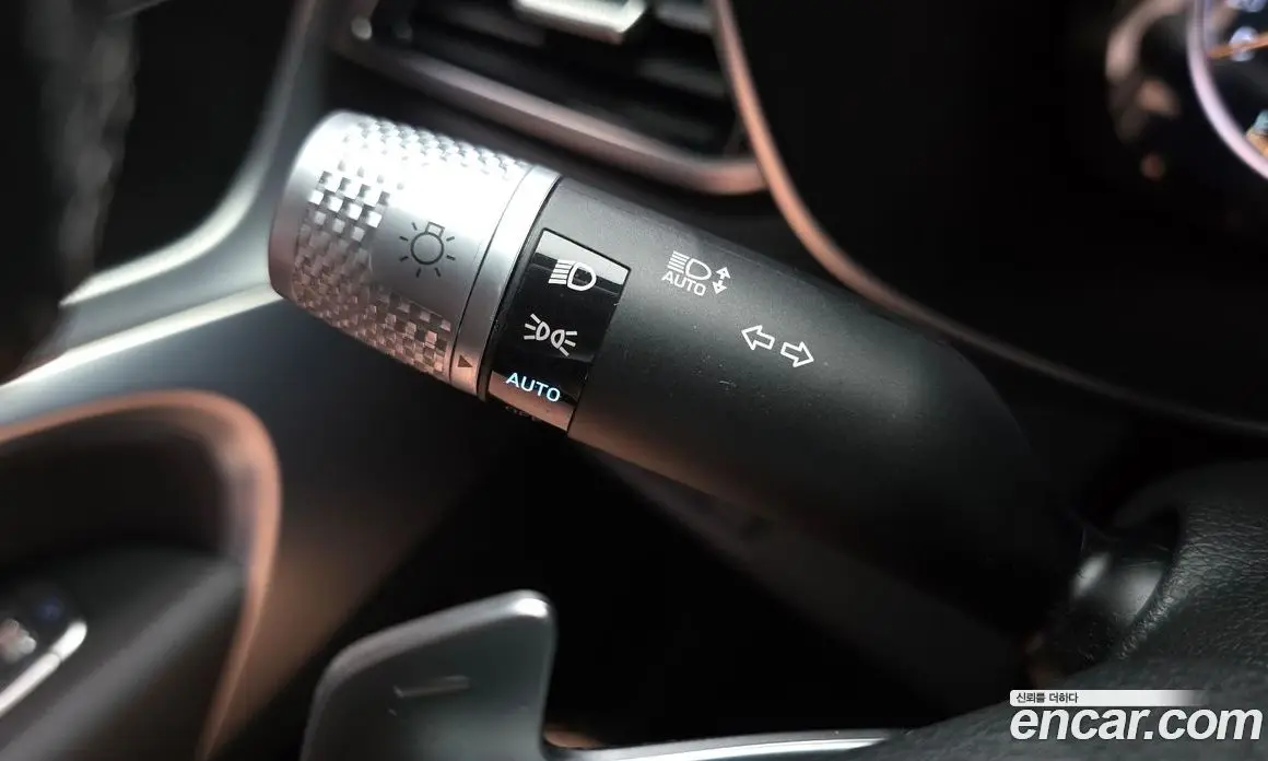 Genesis G70 2023 2.5 автомат (гидро), фото 28