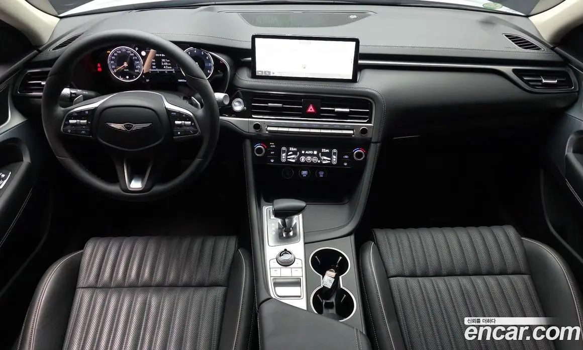 Genesis G70 2023 2.5 автомат (гидро), фото 10