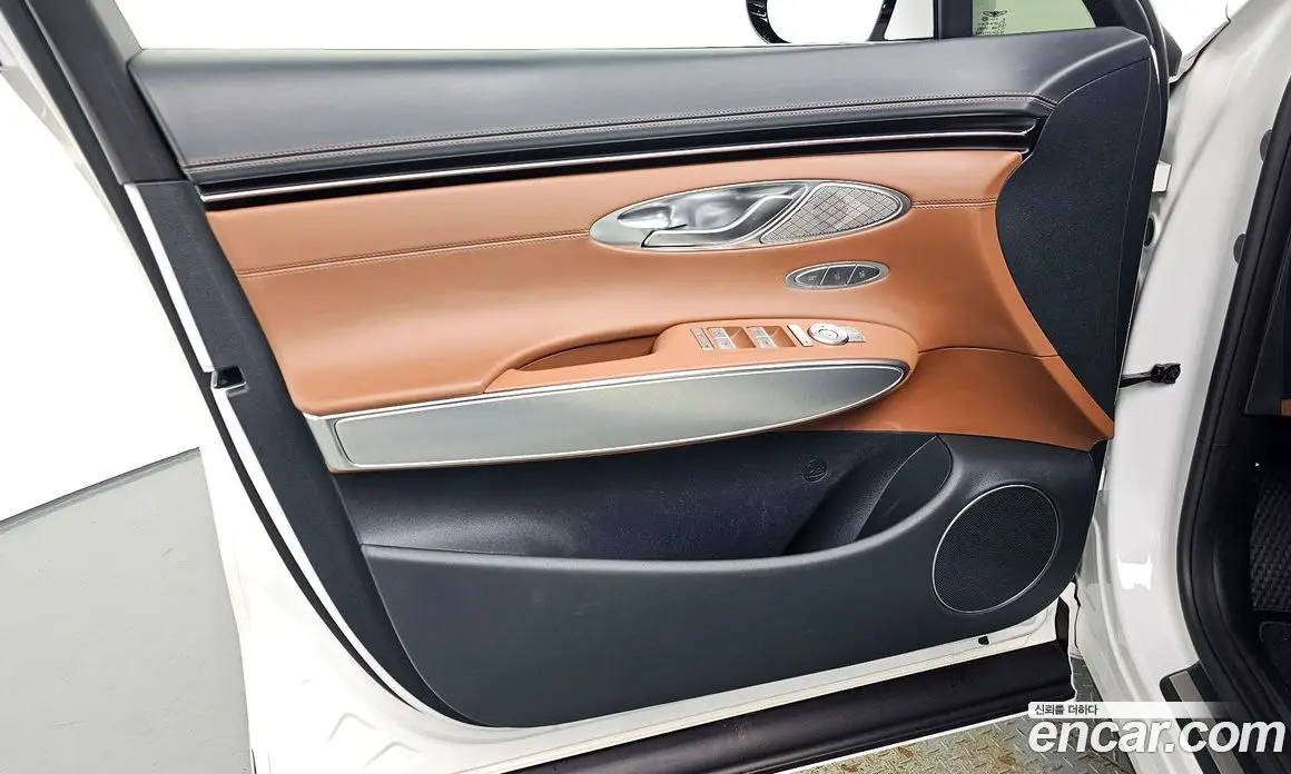 Genesis GV70 2021 2.5 автомат (гидро), фото 14