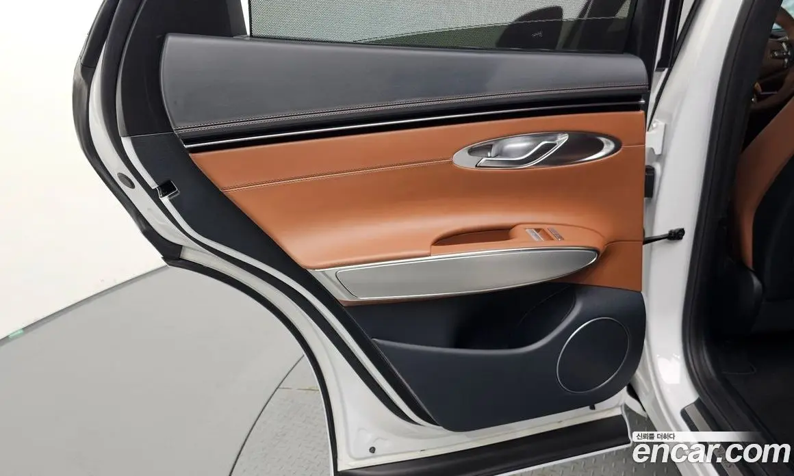 Genesis GV70 2021 2.5 автомат (гидро), фото 15