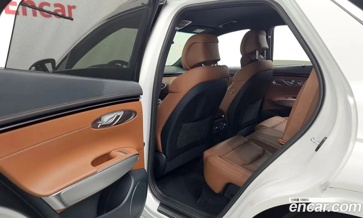 Genesis GV70 2021 2.5 автомат (гидро), фото 23