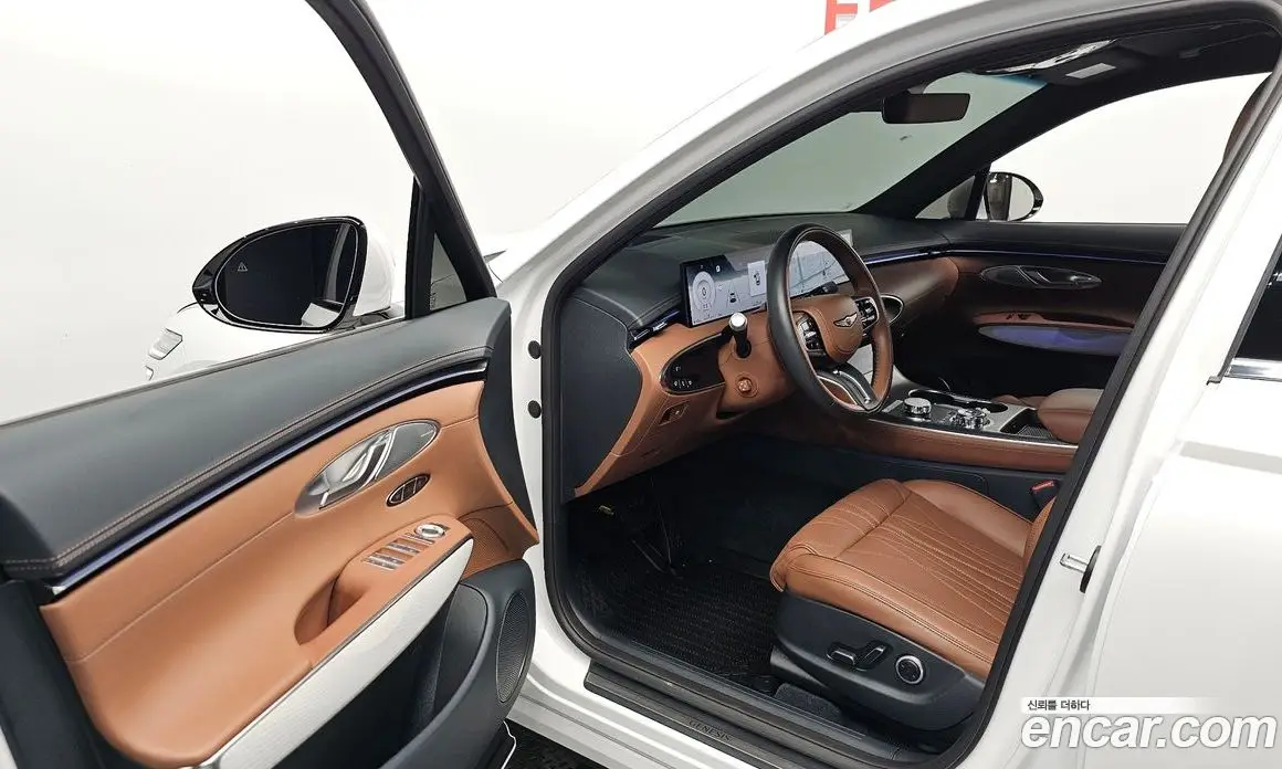 Genesis GV70 2024 2.5 автомат (гидро), фото 12