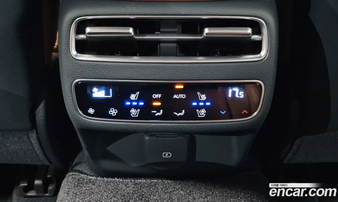 Genesis GV70 2024 2.5 автомат (гидро), фото 26