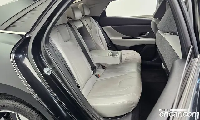 Hyundai Avante 2023 1.6 автомат (гидро), миниатюра 11