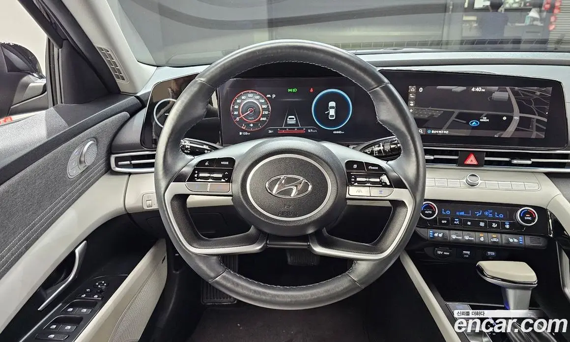 Hyundai Avante 2023 1.6 автомат (гидро), фото 12