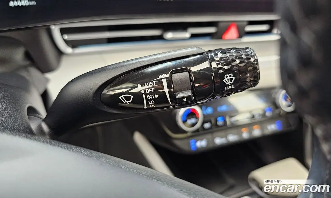Hyundai Avante 2023 1.6 автомат (гидро), фото 18