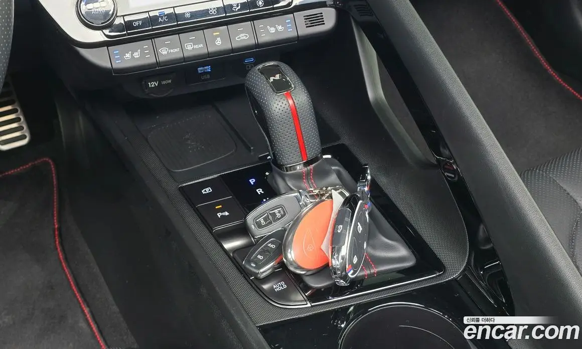 Hyundai Avante 2025 1.6 автомат (гидро), фото 12