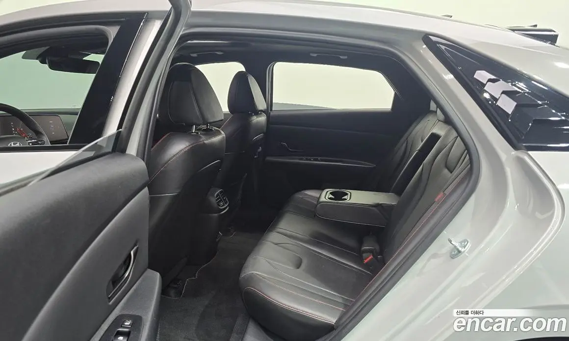 Hyundai Avante 2025 1.6 автомат (гидро), фото 17