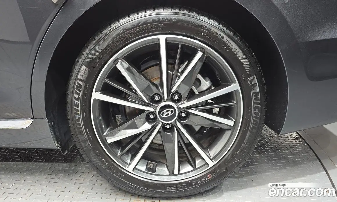Hyundai Grandeur 2020 2.5 автомат (гидро), фото 6