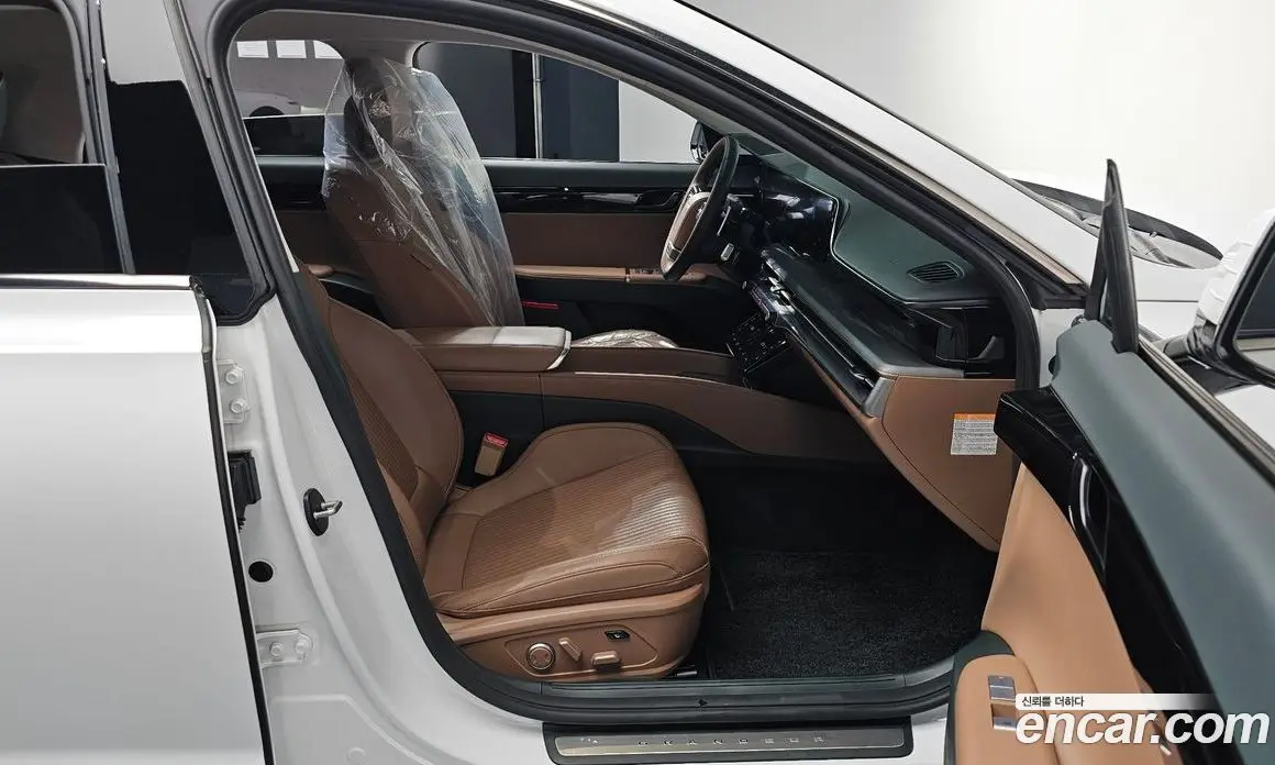 Hyundai Grandeur 2023 1.6 автомат (гидро), фото 15