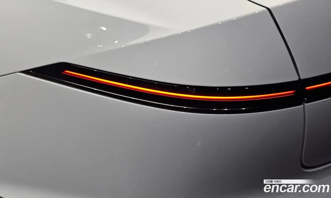 Hyundai Grandeur 2023 1.6 автомат (гидро), фото 8