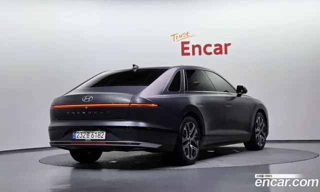 Hyundai Grandeur 2023 1.6 автомат (гидро), миниатюра 2