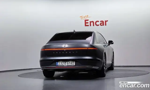 Hyundai Grandeur 2023 1.6 автомат (гидро), миниатюра 4