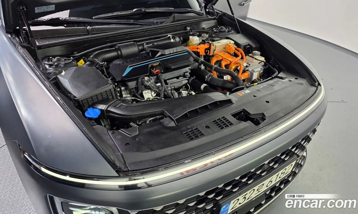 Hyundai Grandeur 2023 1.6 автомат (гидро), фото 6