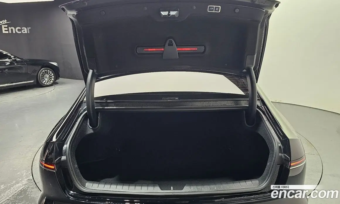 Hyundai Grandeur 2024 1.6 автомат (гидро), фото 25