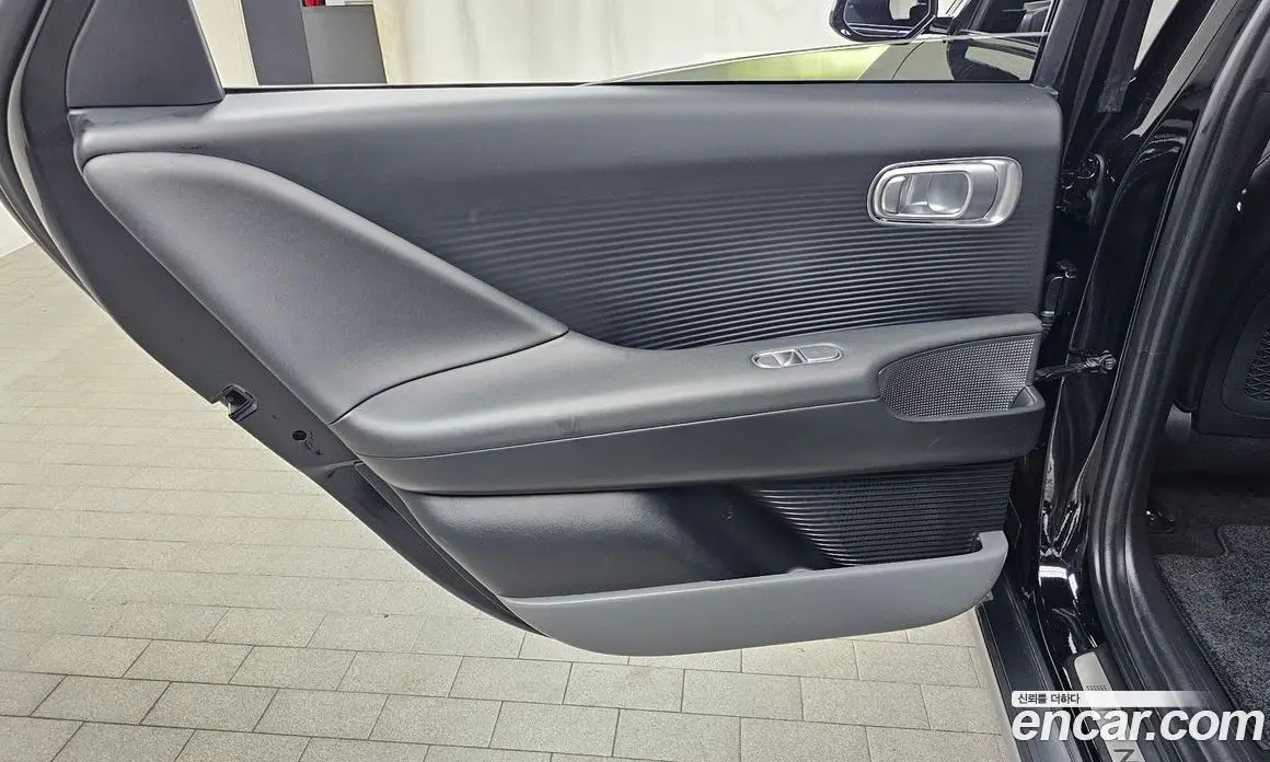 Hyundai Ioniq 6 2023 0.1 автомат (гидро), фото 14