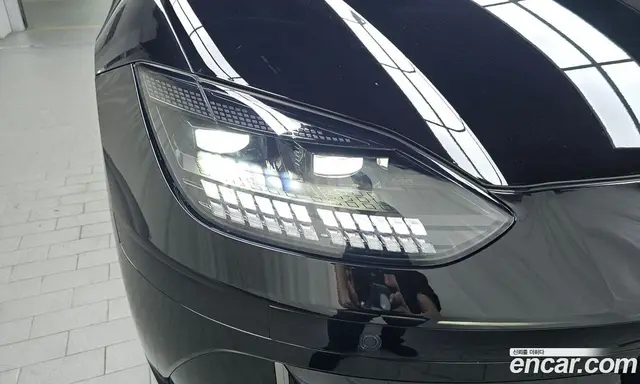 Hyundai Ioniq 6 2023 0.1 автомат (гидро), миниатюра 7