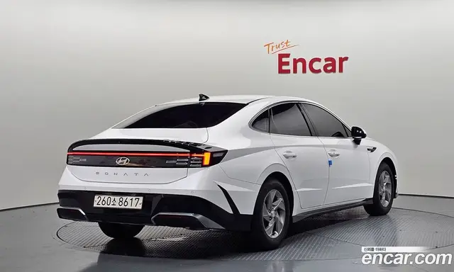 Hyundai Sonata 2024 2.0 автомат (гидро), миниатюра 1